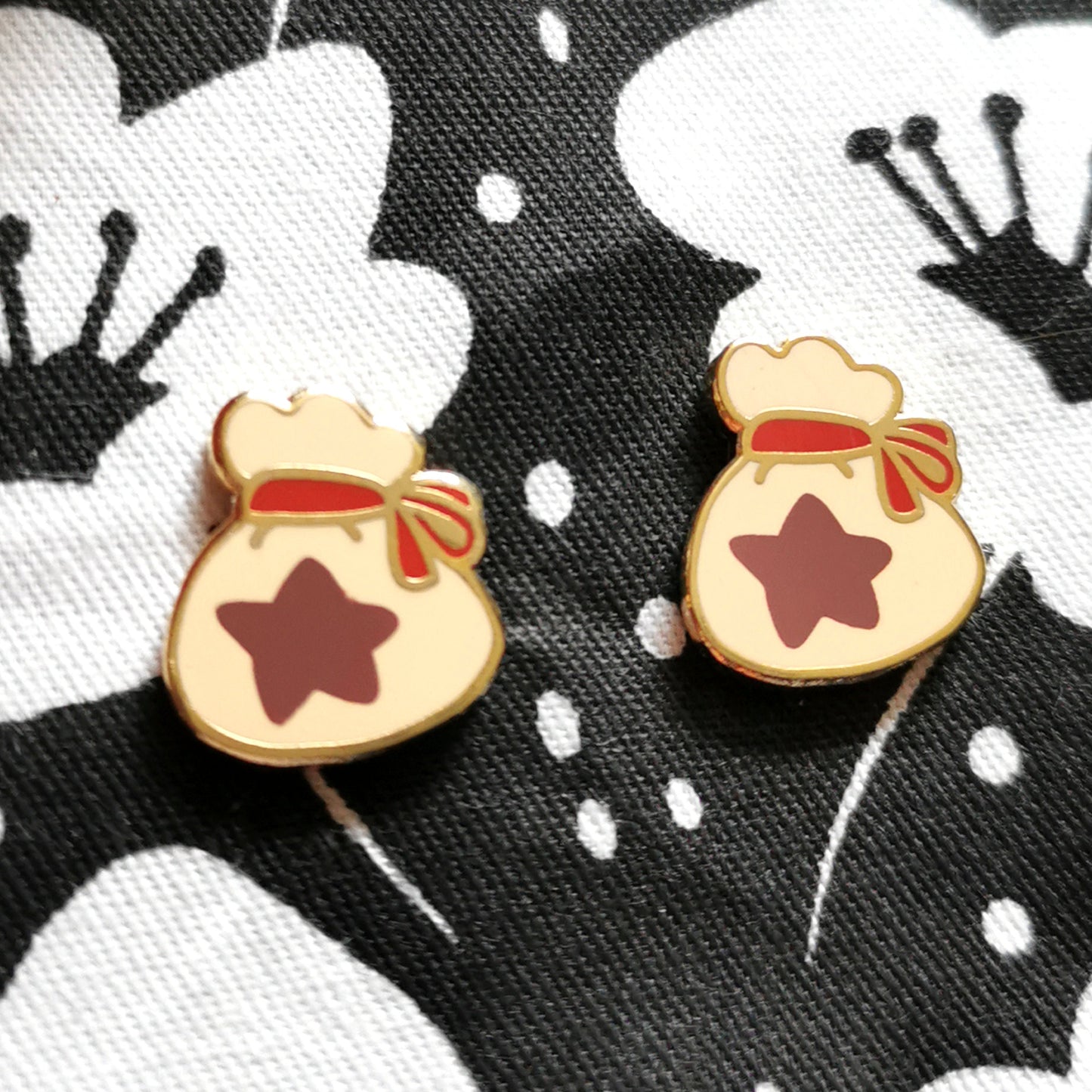 Bells Earrings - Cute AC Bell Fanart Earrings, Gamer Accessoires